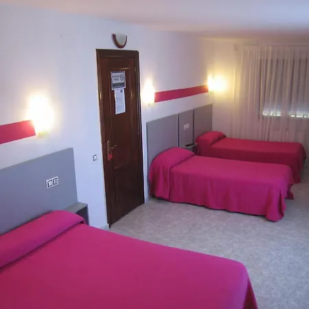 霍斯佩达卢西亚诺酒店 招待所